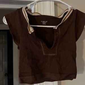Urban outfitters brown ribbed cropped top with white trim #croptop